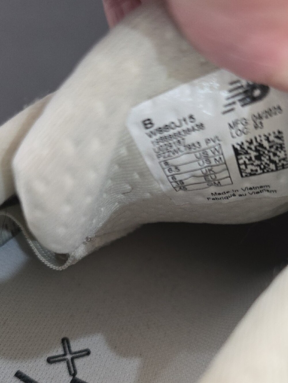 New Balance Fresh Foam 880 Women's Sneakers in Pale Mint and Cream Size 8 - Picture 12 of 13